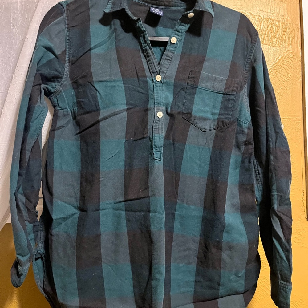 100% Cotton GAP Plaid Shirt
